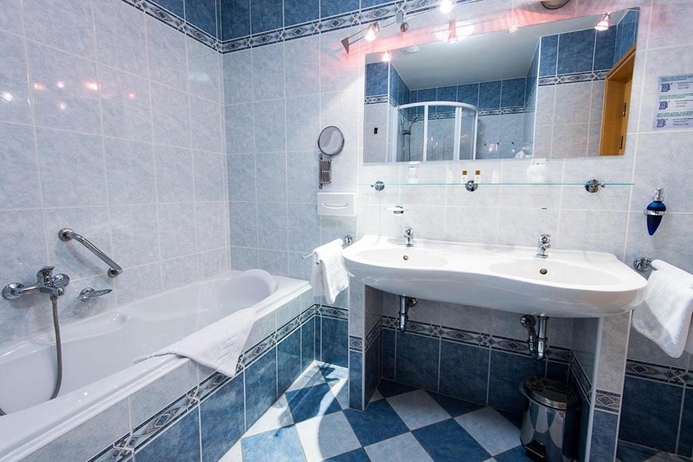 Monti Spa ฟรันทิชโกวี ลาซเน ห้อง รูปภาพ